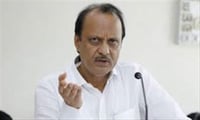 चुकीची यादी देणाऱ्या बँकांवर कारवाई करा – उपमुख्यमंत्री अजित पवार